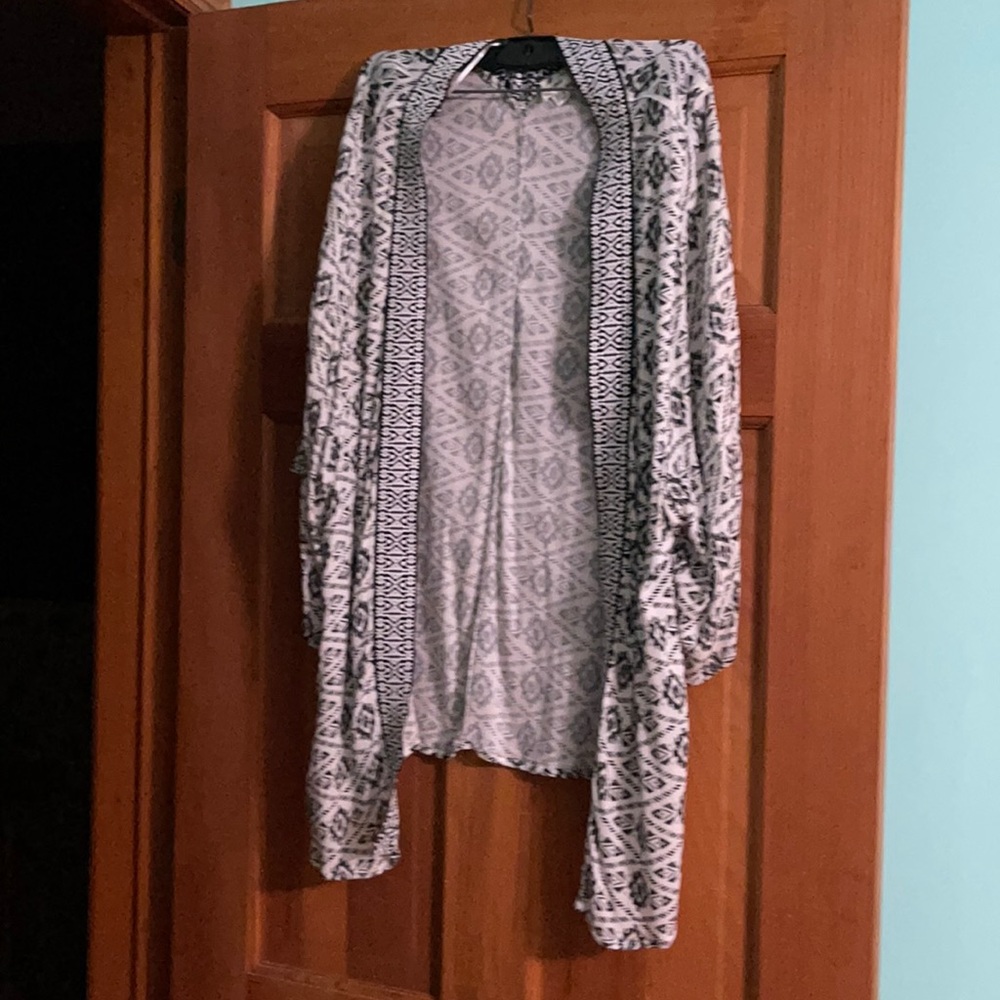 Garage Clothing Tribal Printed Kimono